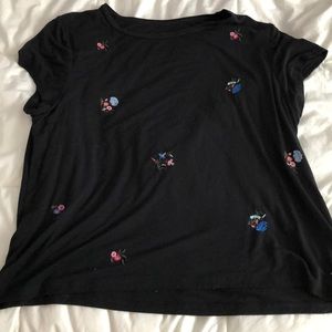 Women’s super soft flower embroidered t-shirt